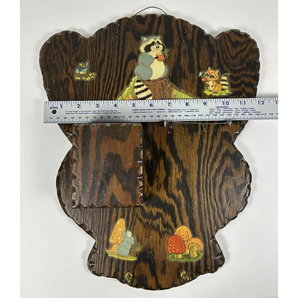 VTG MCM Rustic Wood Wall Mail Holder Key Hooks Mushroom Raccoon Woodland 80s 15